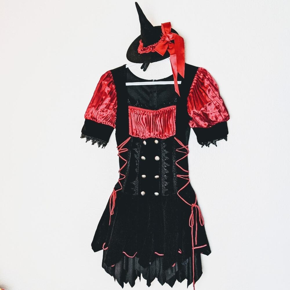 Leg Avenue red & black sassy witch costume. Sz S/M